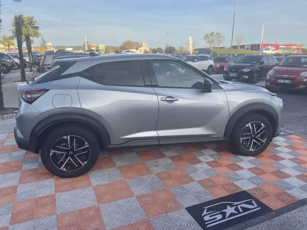 Nissan JUKE 1.0 DIGT 114 DCT TEKNA GPS Caméra 360° Pack Hiver - Photo 4
