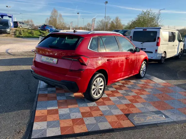 Skoda KAMIQ 1.0 TSI 116 BV6 SELECTION Caméra - Photo 5