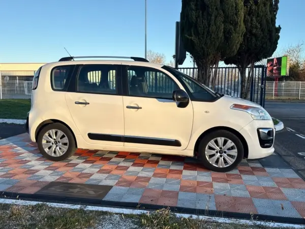 Citroën C3 PICASSO 1.2 110 FEEL EDITION JA 16" Radar Barres - Photo 4