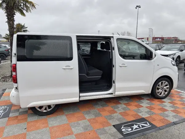 Citroën JUMPY DOUBLE CABINE M BlueHDi 120 BV6 DRIVER Pack Look JA 17" 2 Ptes Lat Attelage 1°Main - Photo 4