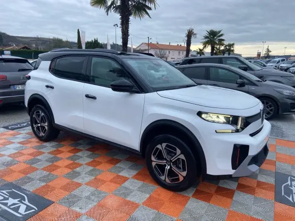 Citroën C3 AIRCROSS Hybride 145 e-DCS6 MAX Toit Noir - Photo 3