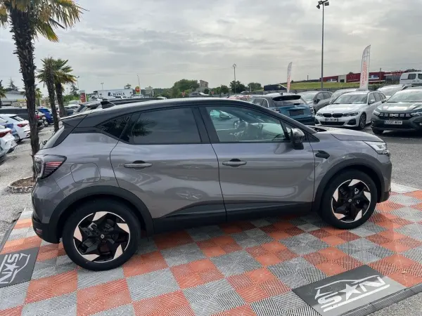 Renault CAPTUR 1.8 E-TECH 160 TECHNO Export Caméra Pack Hiver RS - Photo 4