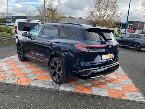 Renault ESPACE E-Tech Full Hybrid 200 ESPRIT ALPINE 3 Packs 7Places 1°Main - Photo 5